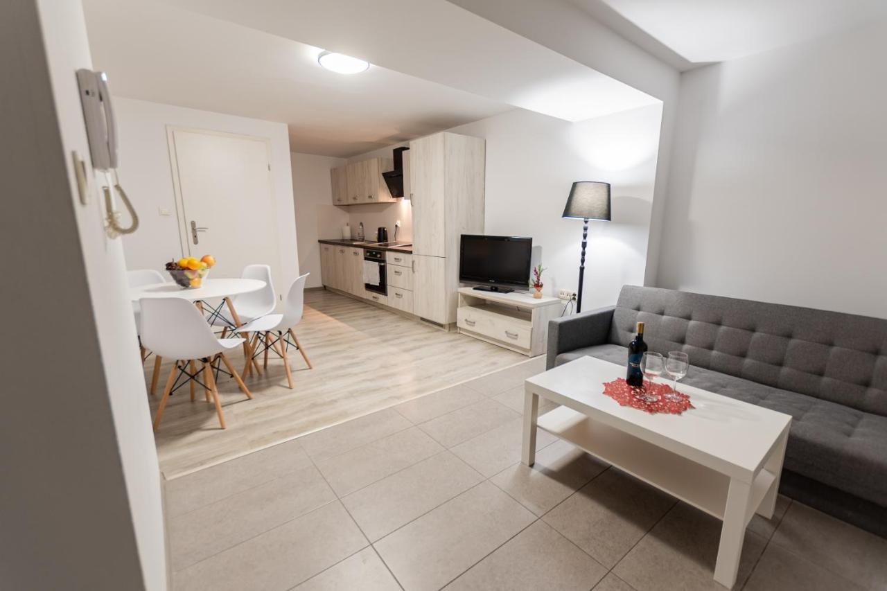 Krakowska Apartment